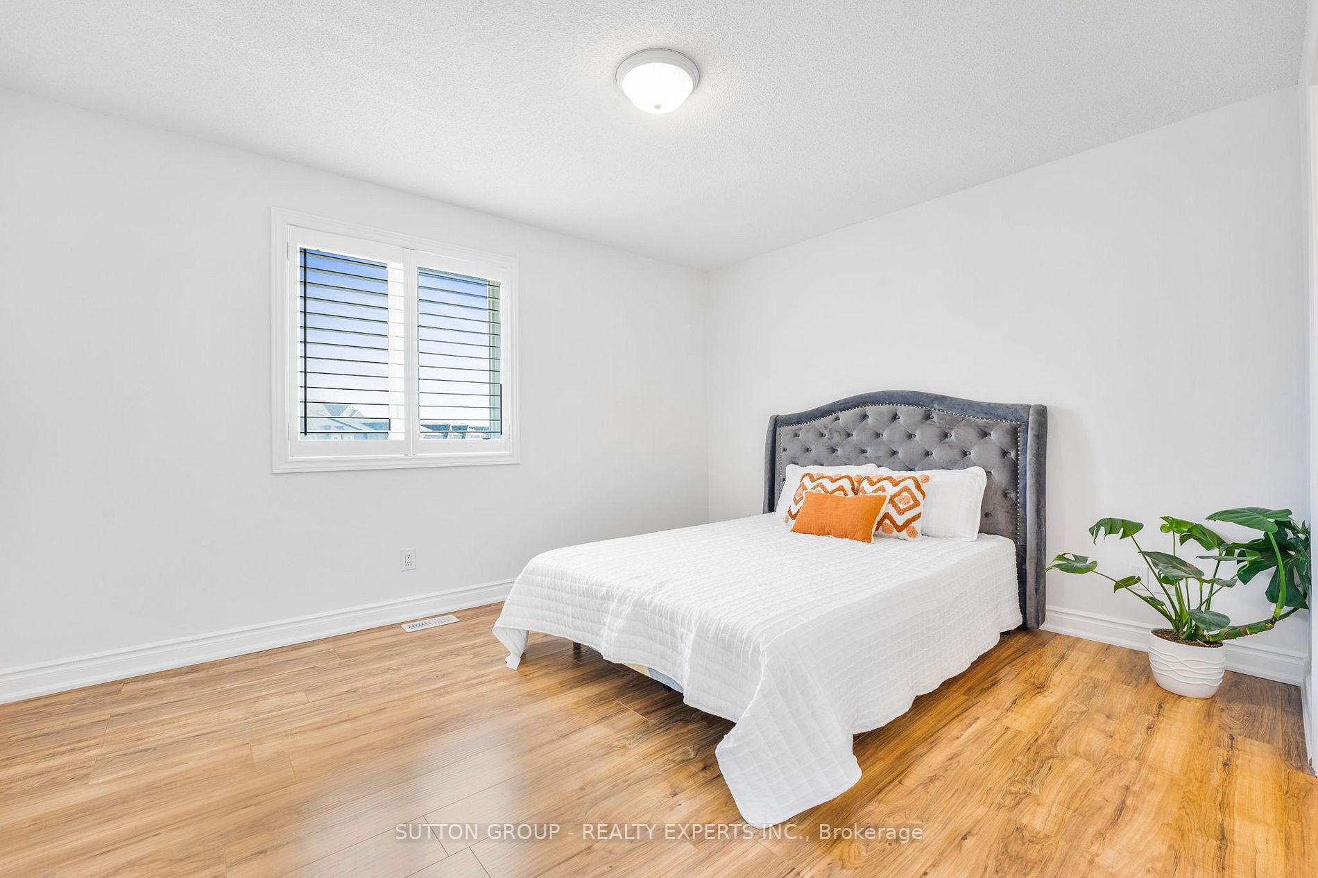 1380 Costigan Rd, #7