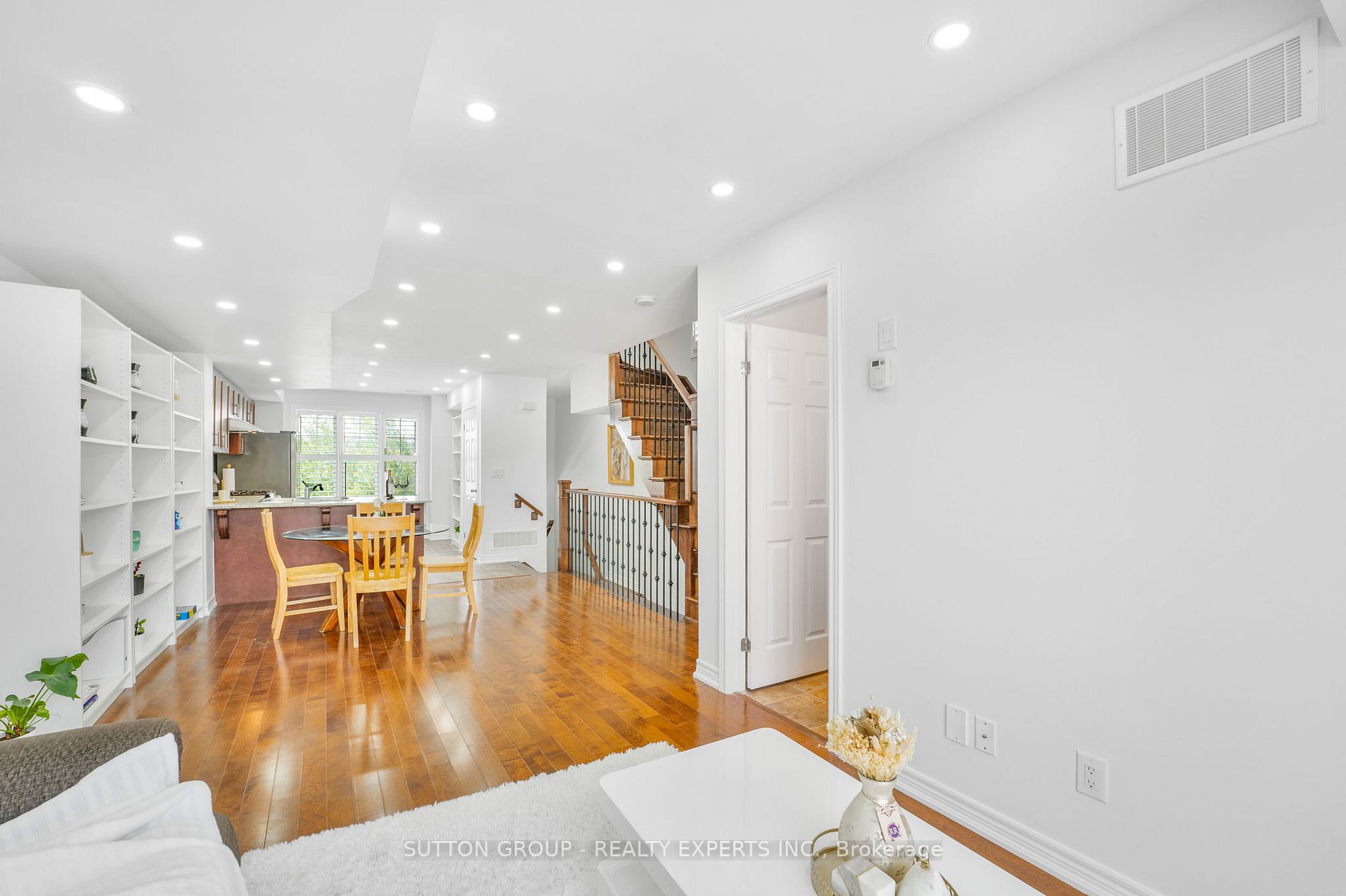 1380 Costigan Rd, #7