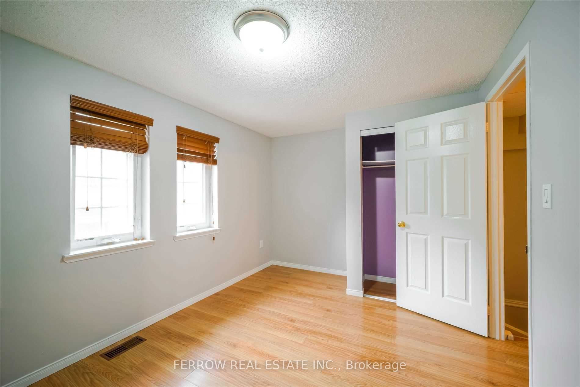 80 Strathaven Dr, #21