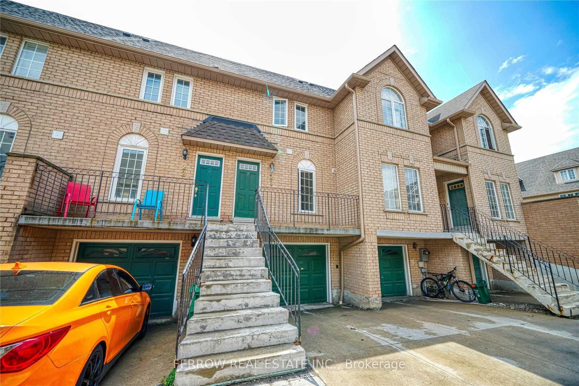 80 Strathaven Dr, #21