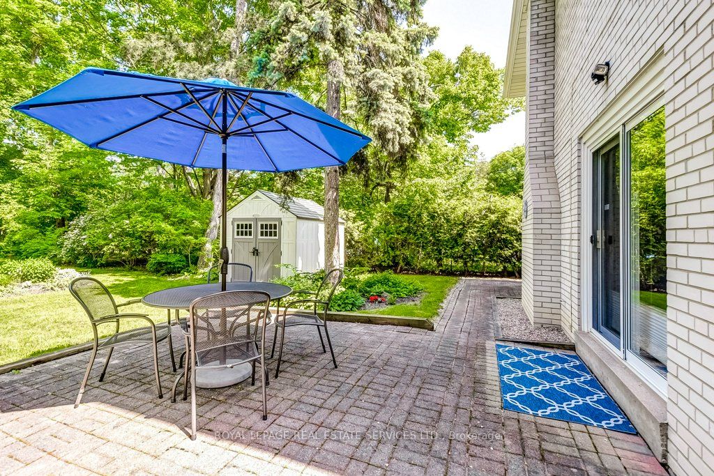 38 Cedarcrest Dr