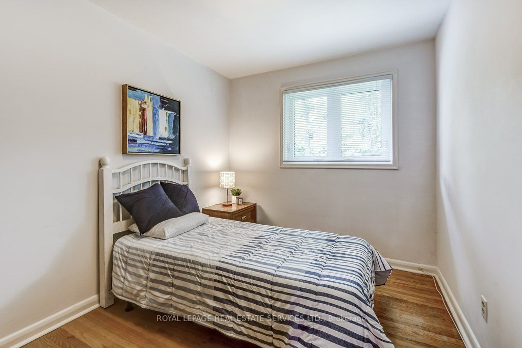 38 Cedarcrest Dr