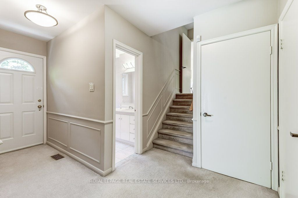 38 Cedarcrest Dr