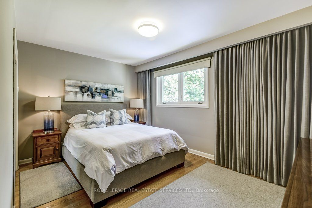 38 Cedarcrest Dr