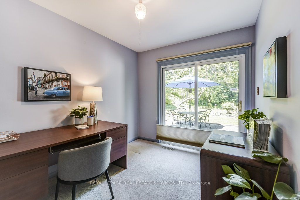 38 Cedarcrest Dr