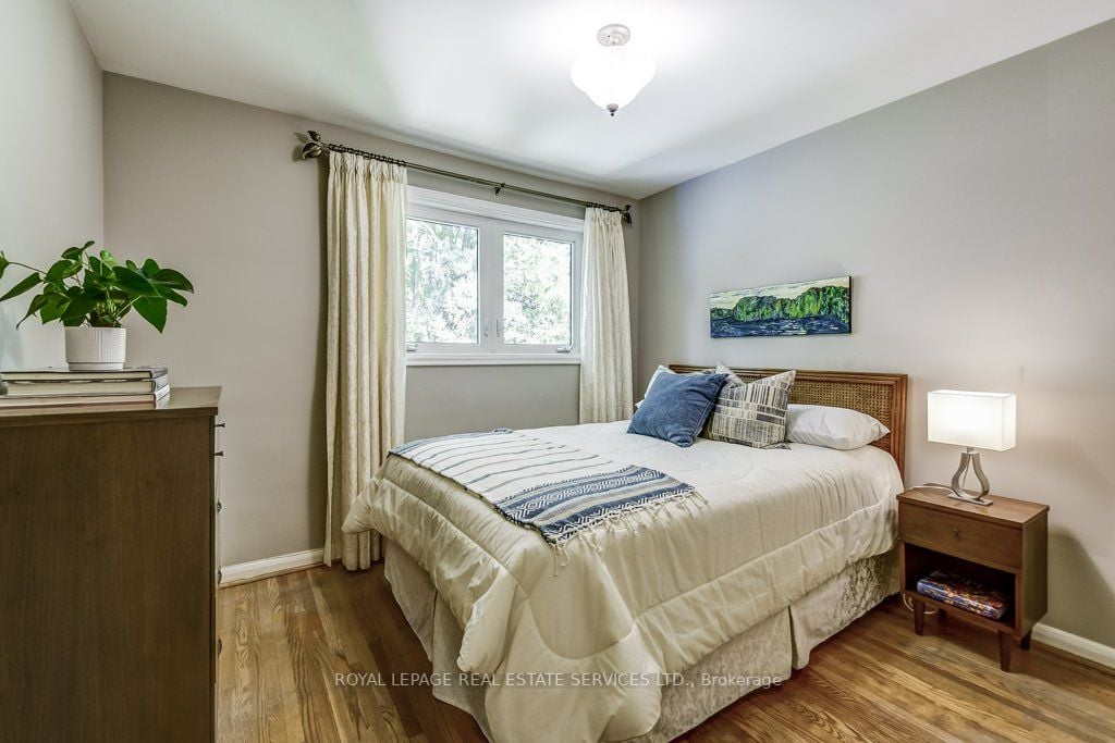 38 Cedarcrest Dr