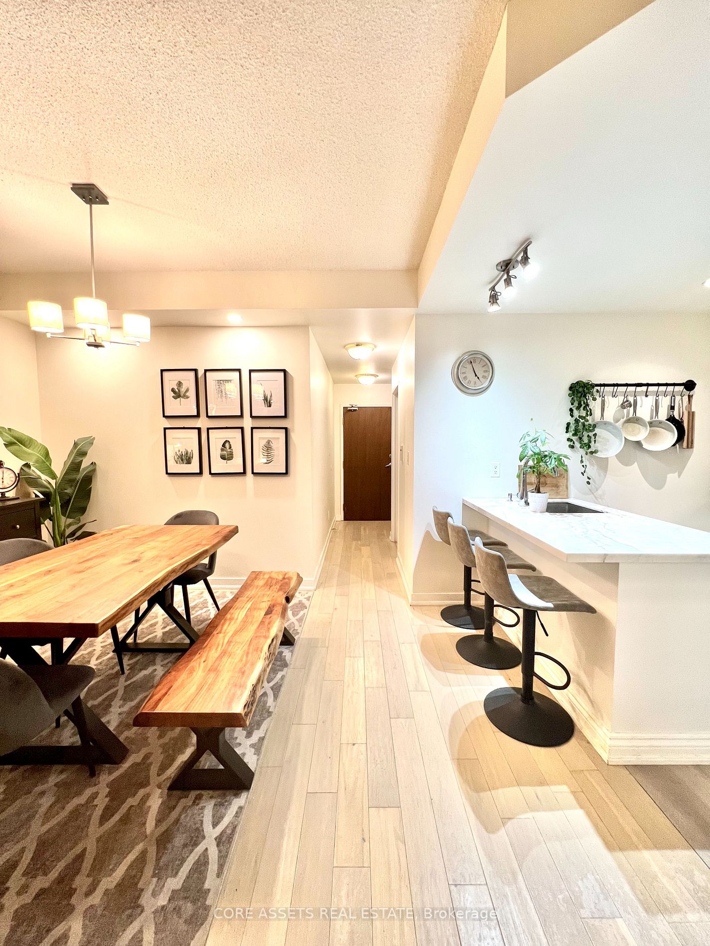 88 Palace Pier Court, #806