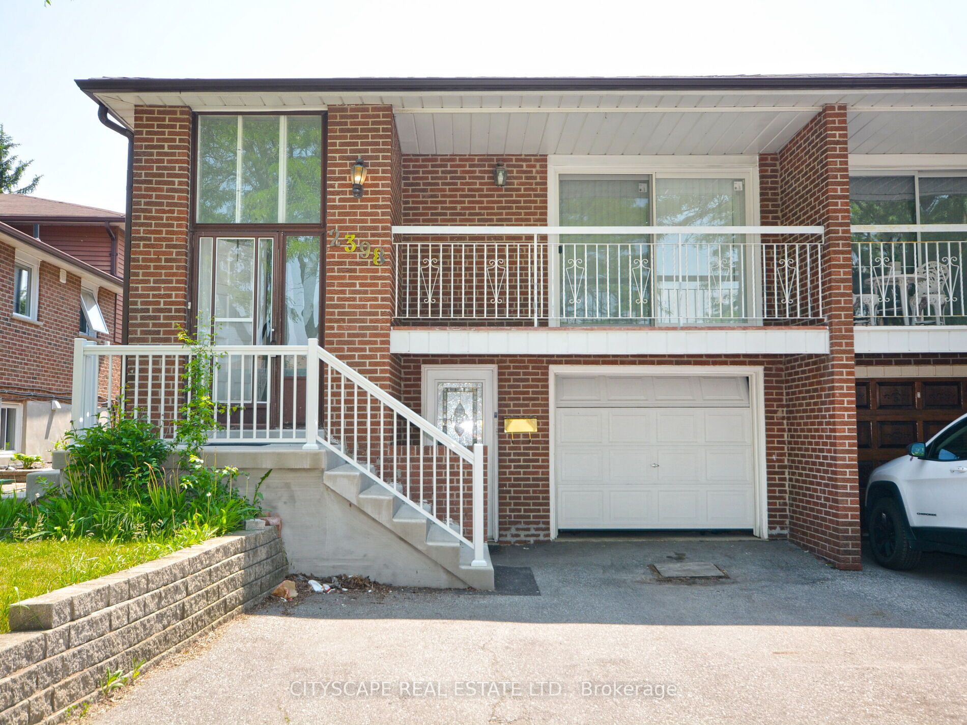 2398 Cashmere Ave