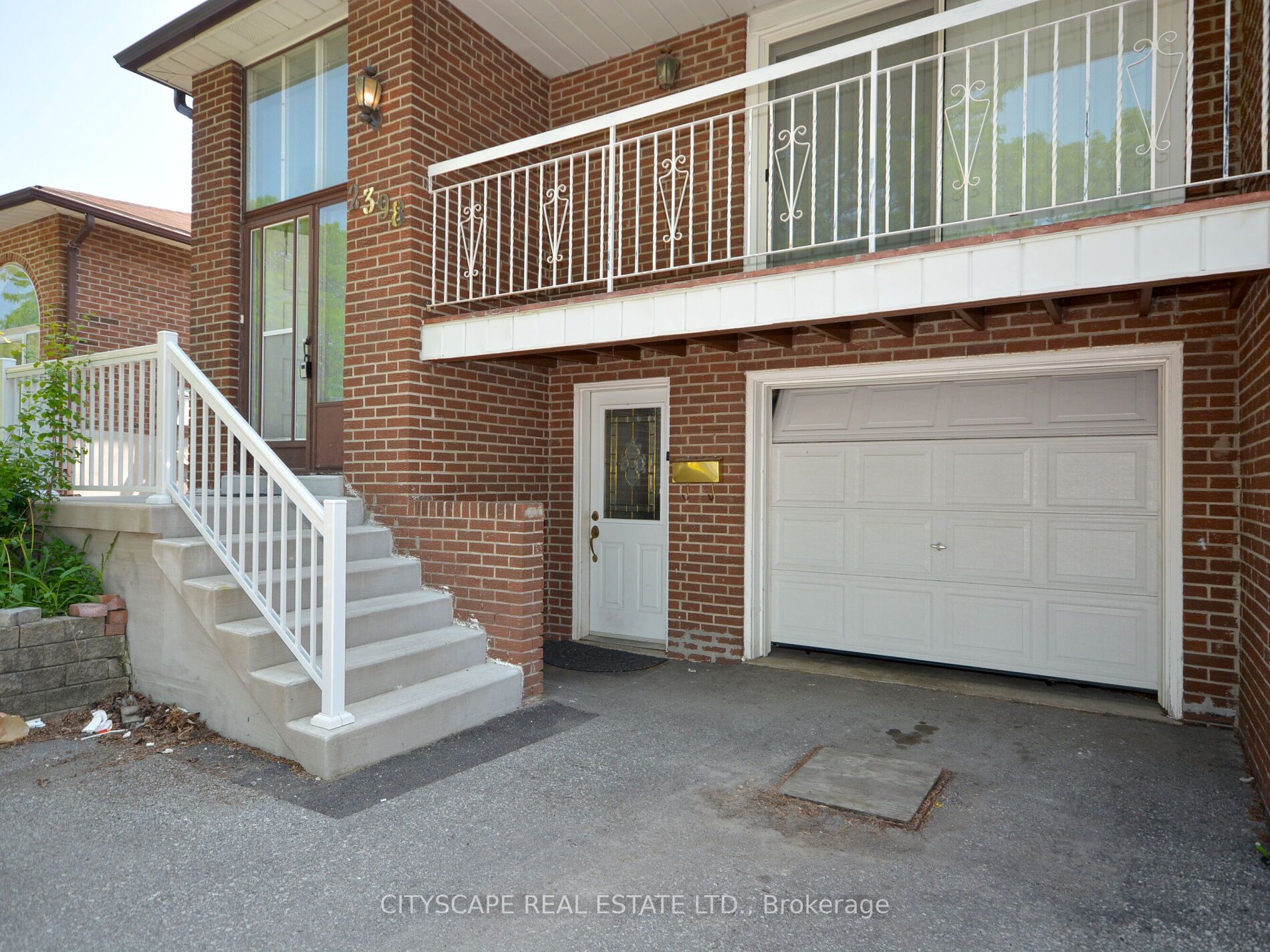 2398 Cashmere Ave