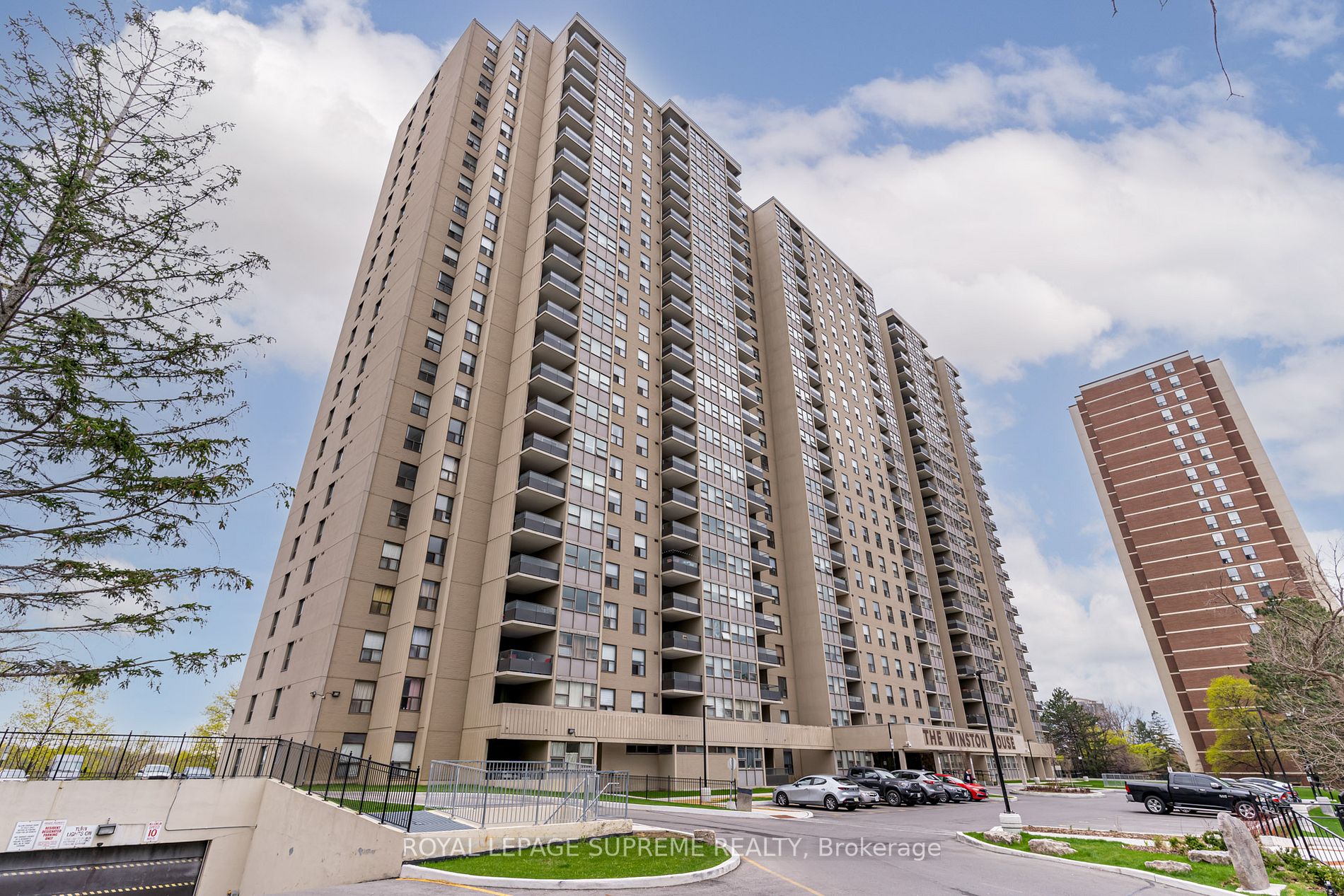75 Emmett Ave, #206