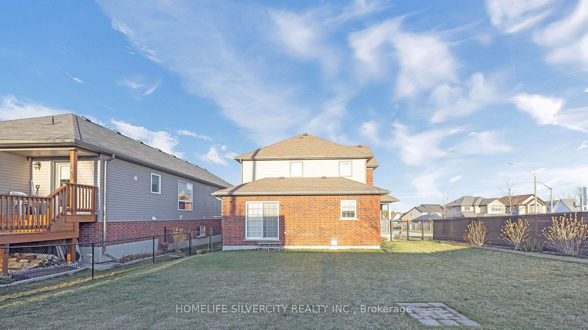 1 England Ave