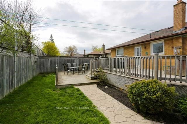 22 Kimbark Dr