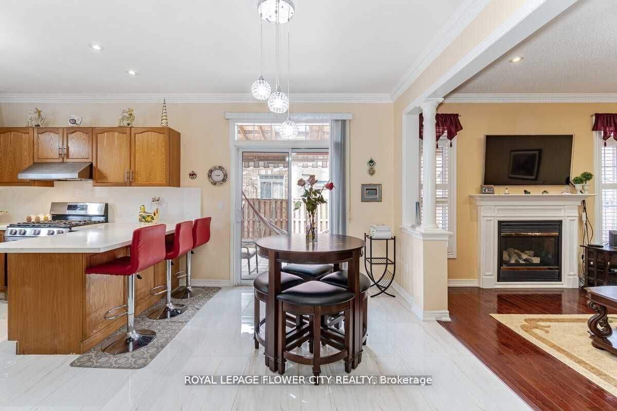 29 Long Meadow Rd