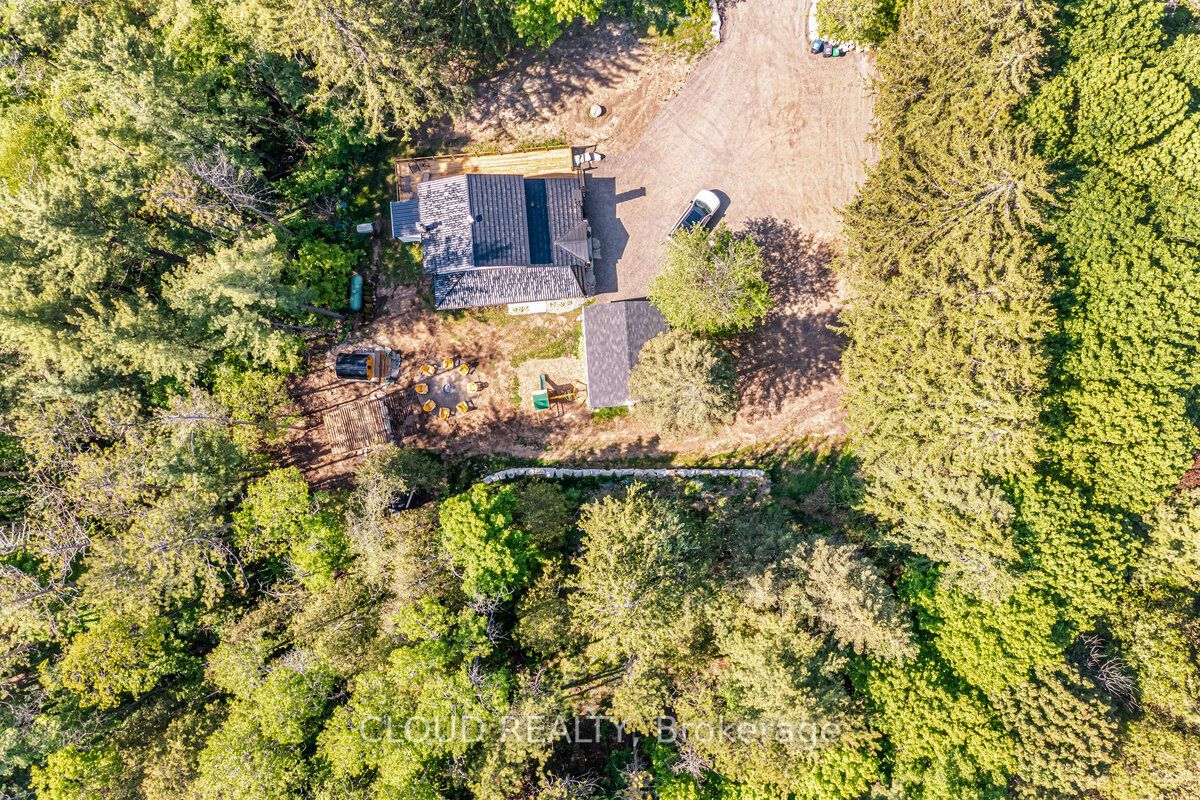57 King Street S