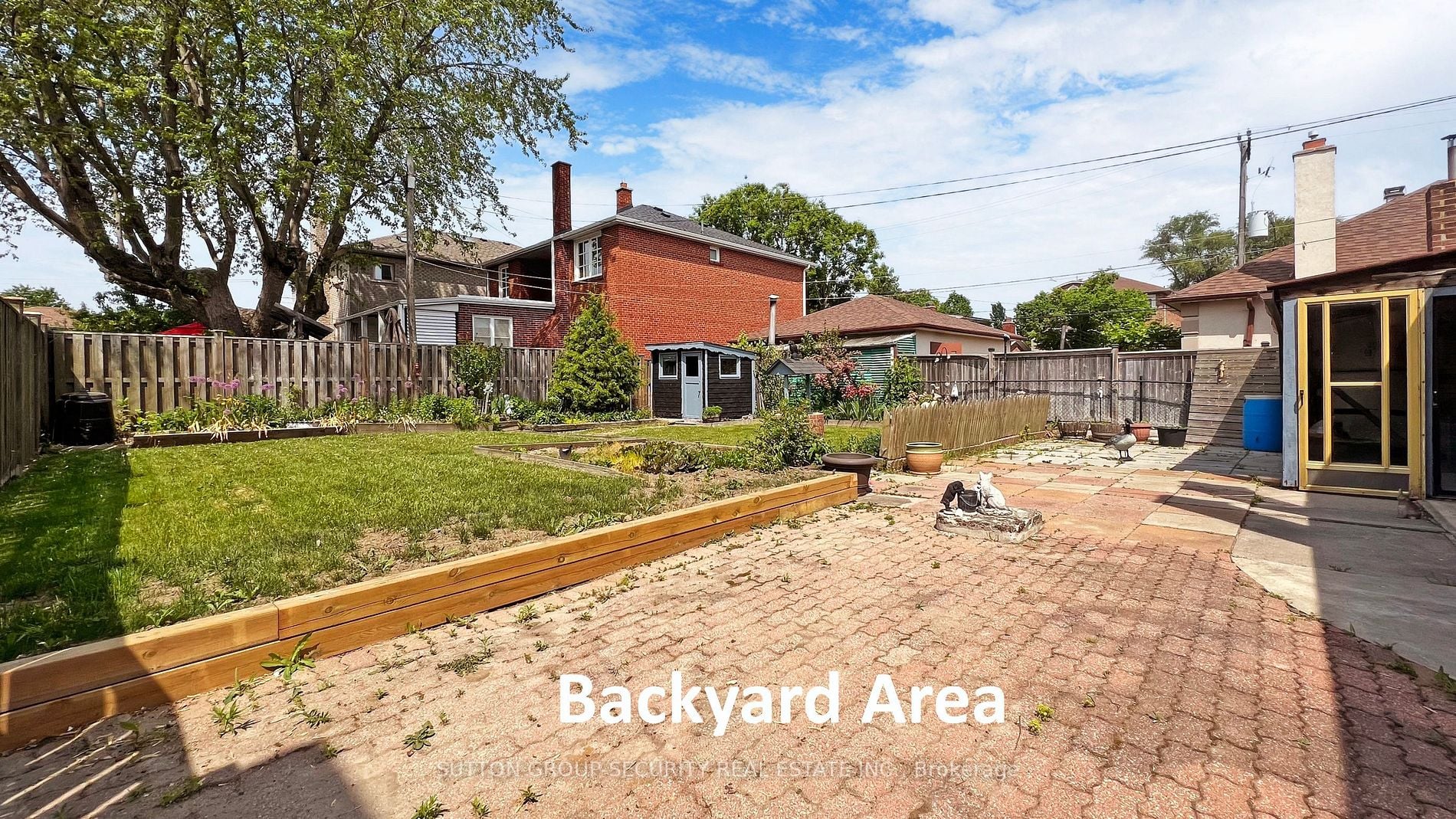204 Locksley Avenue