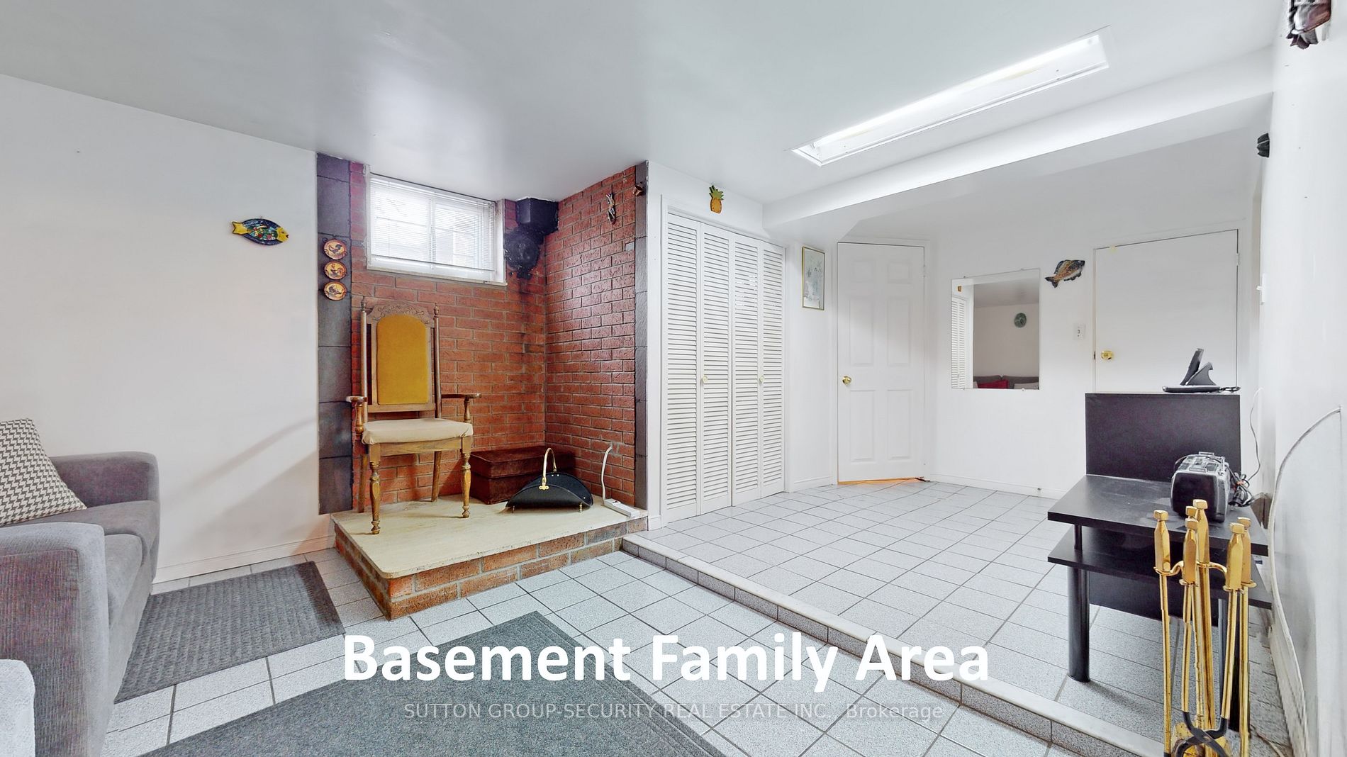 204 Locksley Avenue