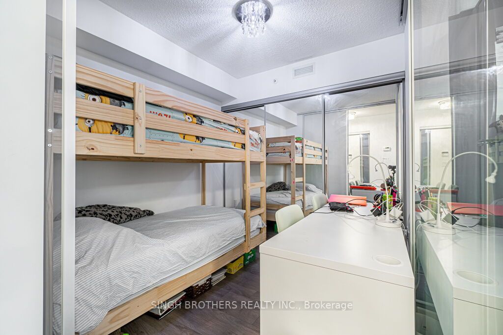 3091 Dufferin St, #318