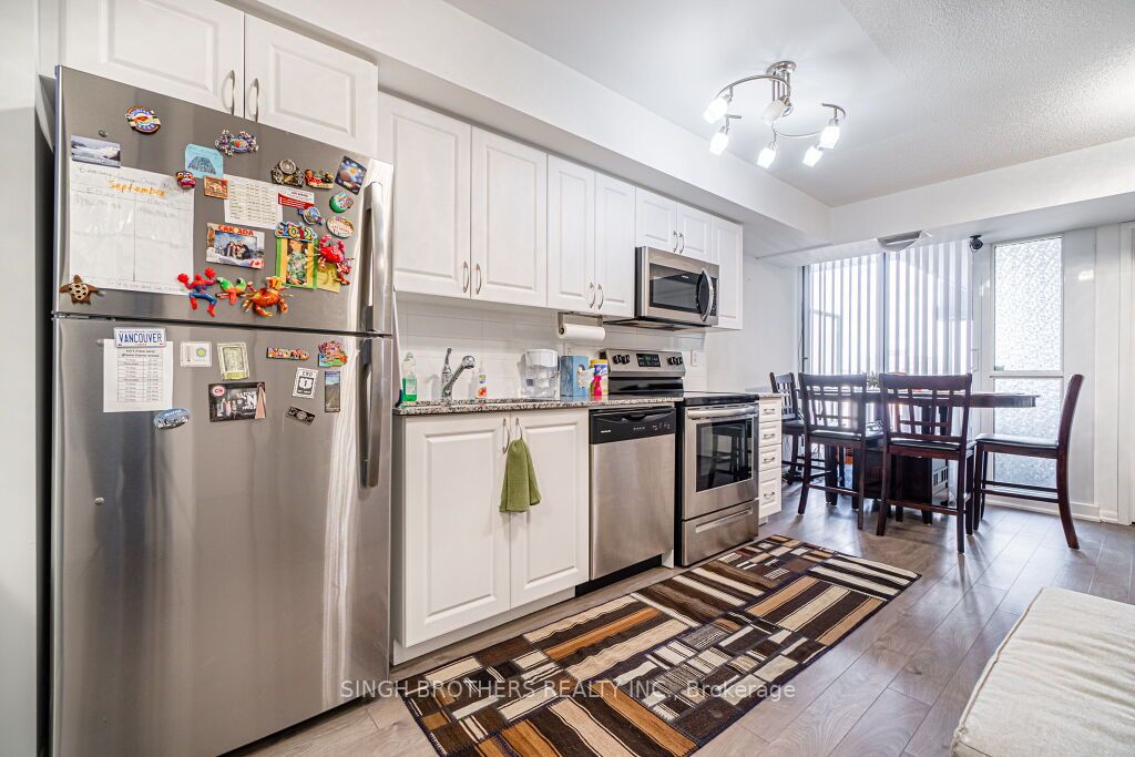 3091 Dufferin St, #318