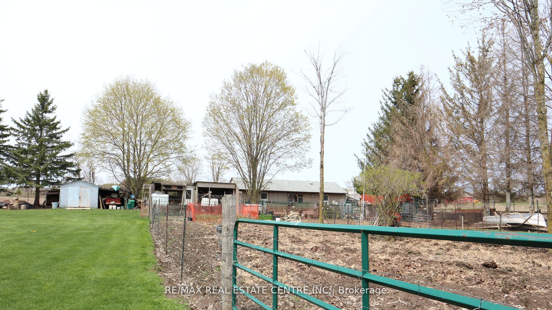 18627 Mississauga Rd