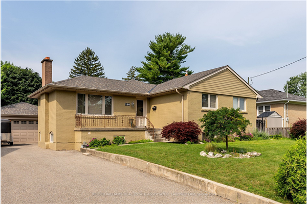 236 Woodale Ave, Oakville