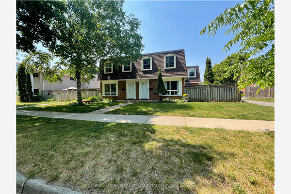 648-654 Francis Rd, Burlington