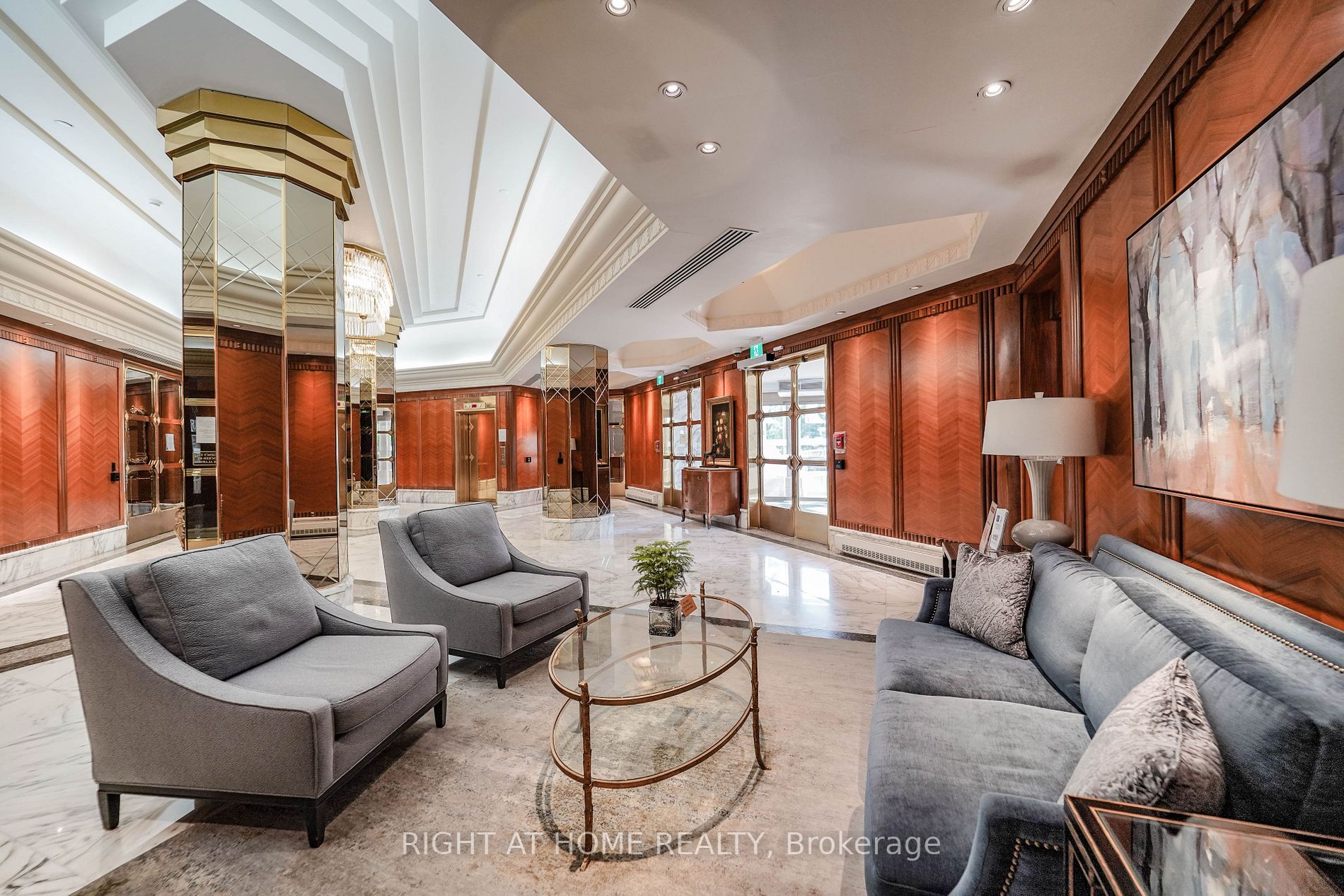 1 Palace Pier Crt, #3906