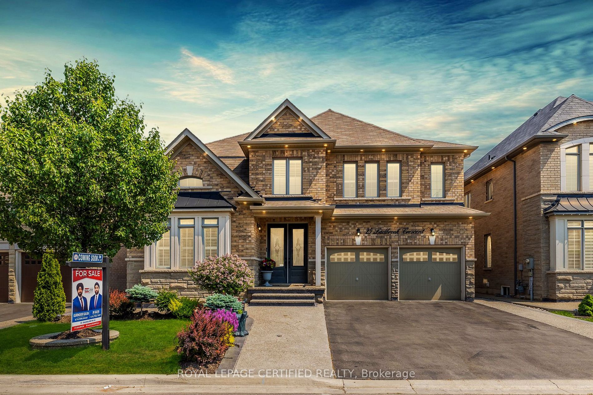 25 Ladbrook Cres