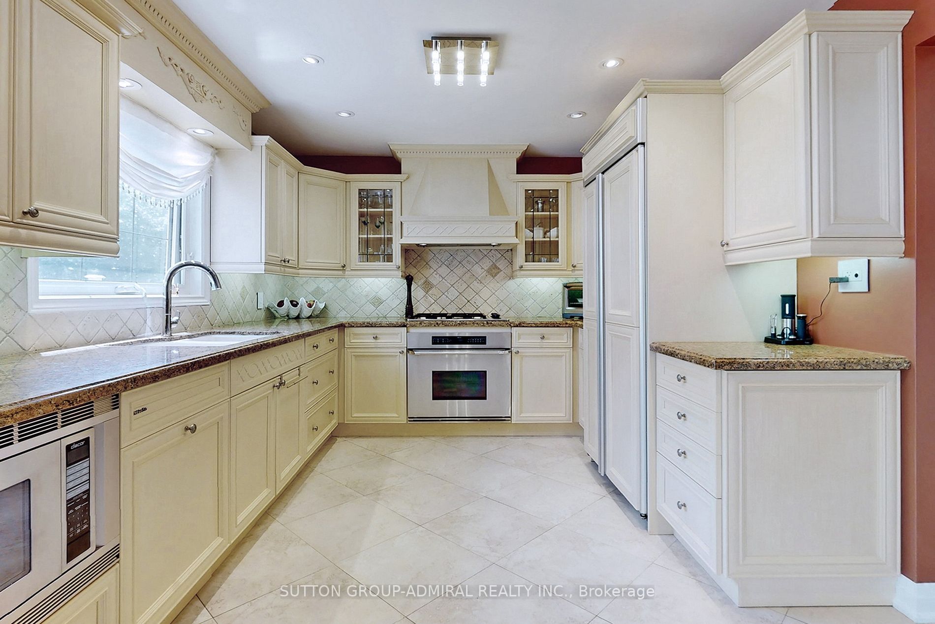 23 Radway Ave
