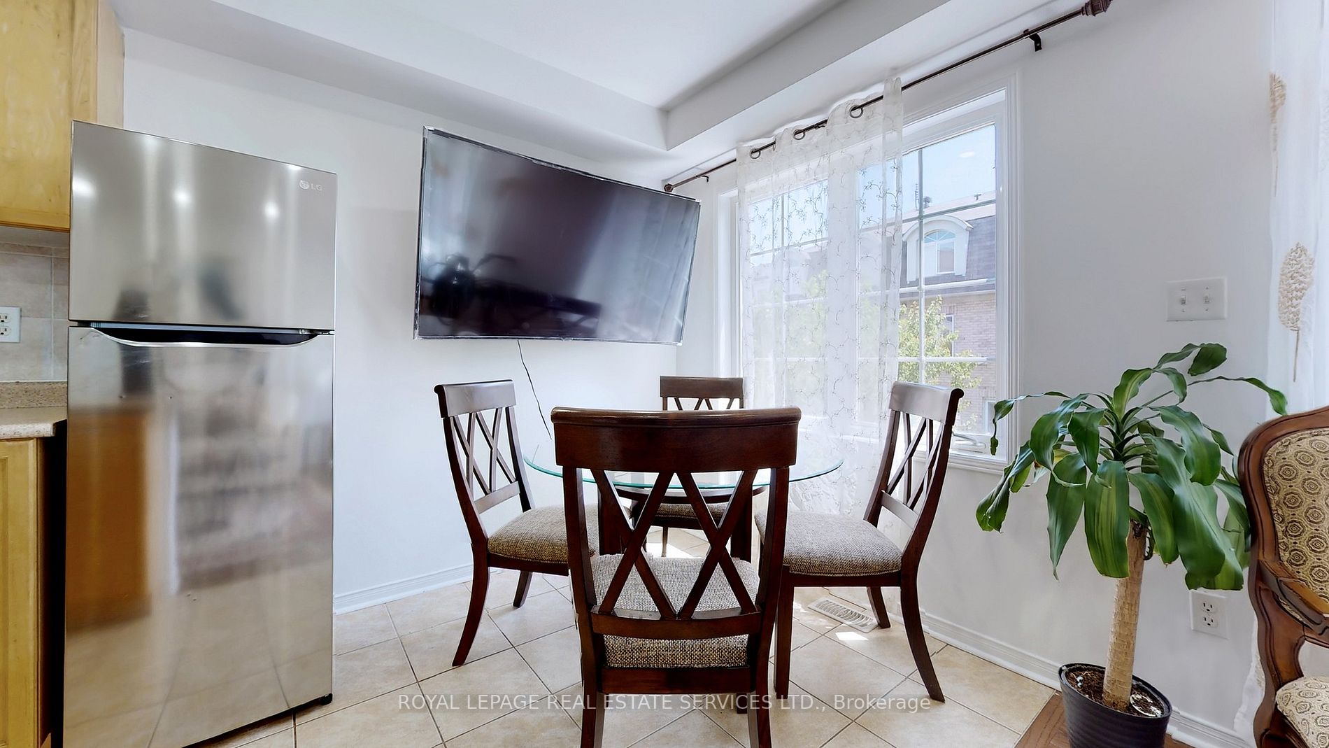 3950 Erin Centre Boulevard, #36