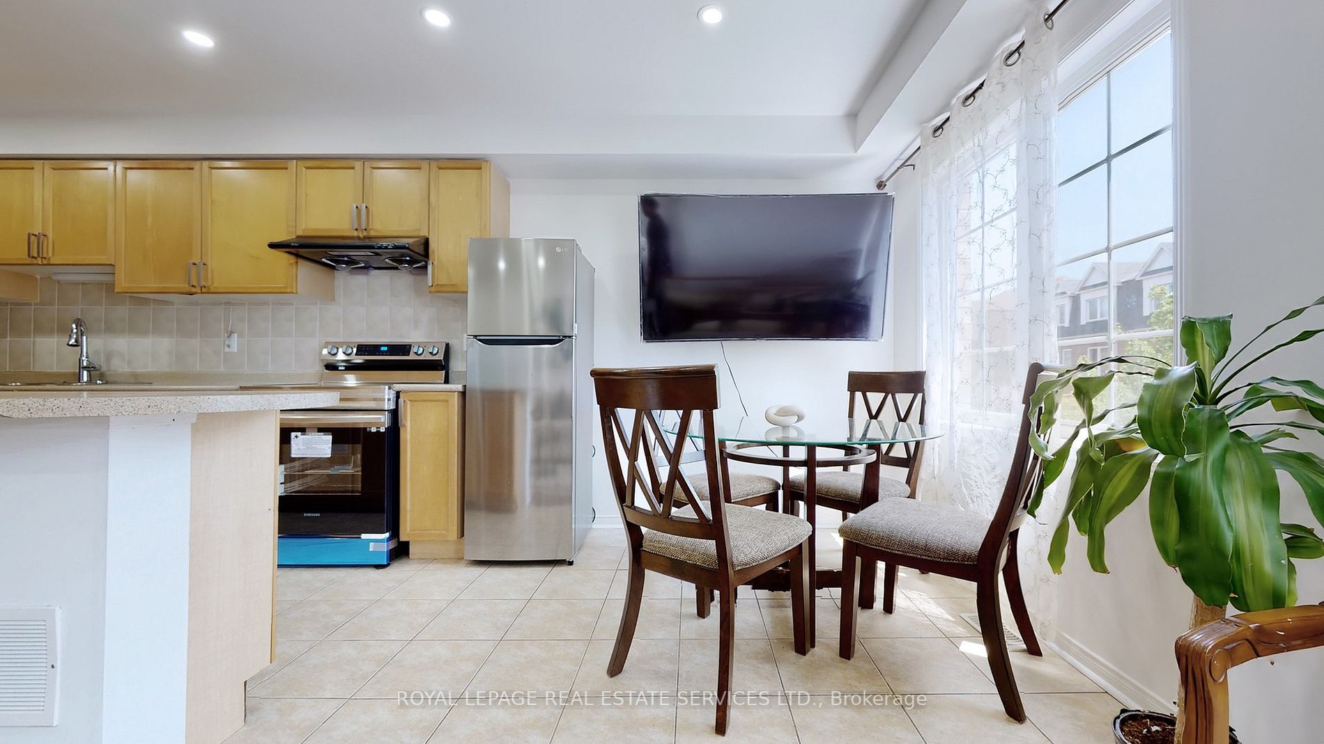 3950 Erin Centre Boulevard, #36