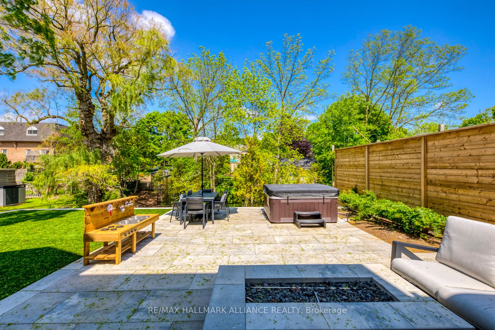 75 Brookfield Rd