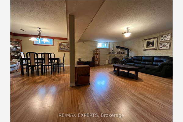 12 Blue Haven Cres, Toronto