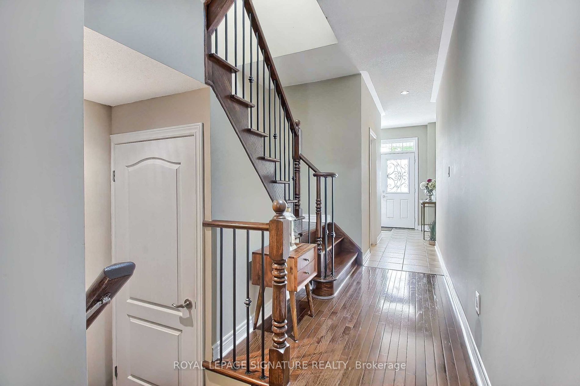 2421 Grand Oak Tr