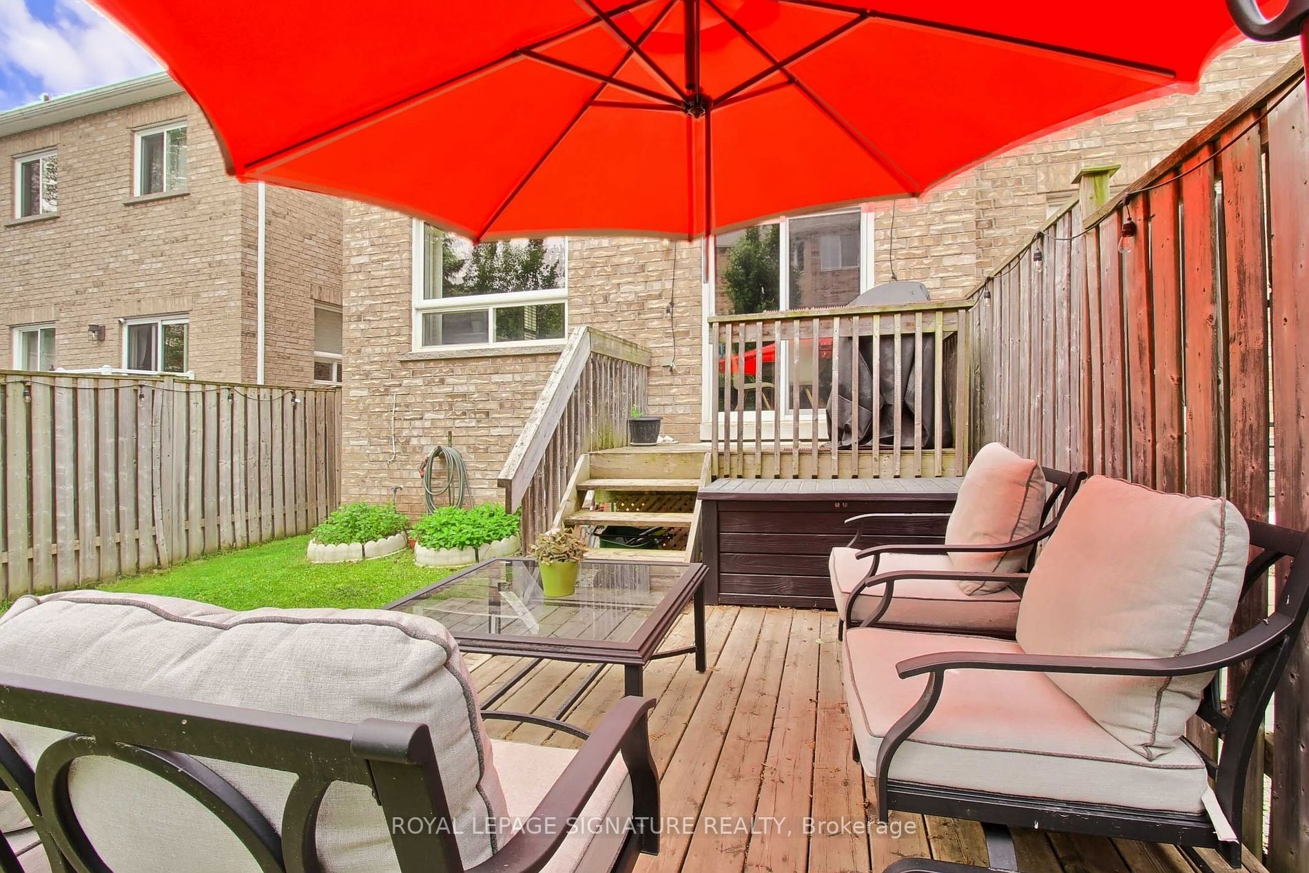 2421 Grand Oak Tr