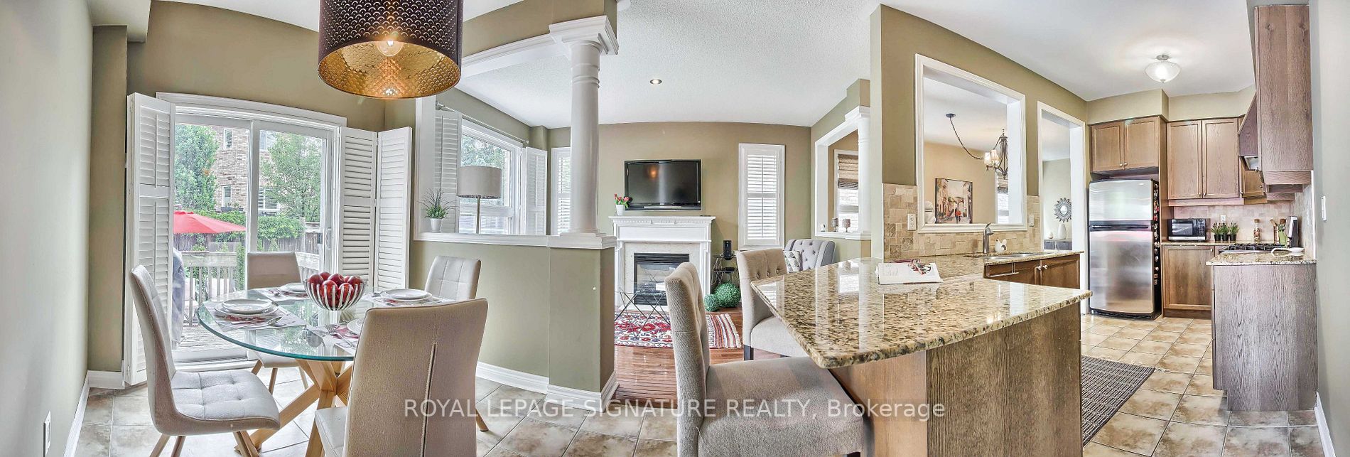 2421 Grand Oak Tr
