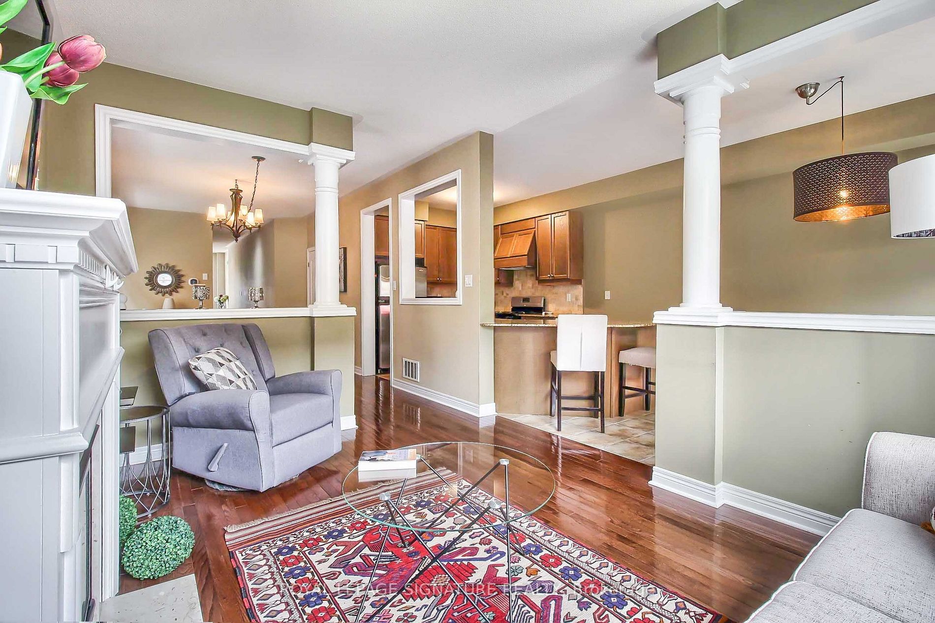 2421 Grand Oak Tr