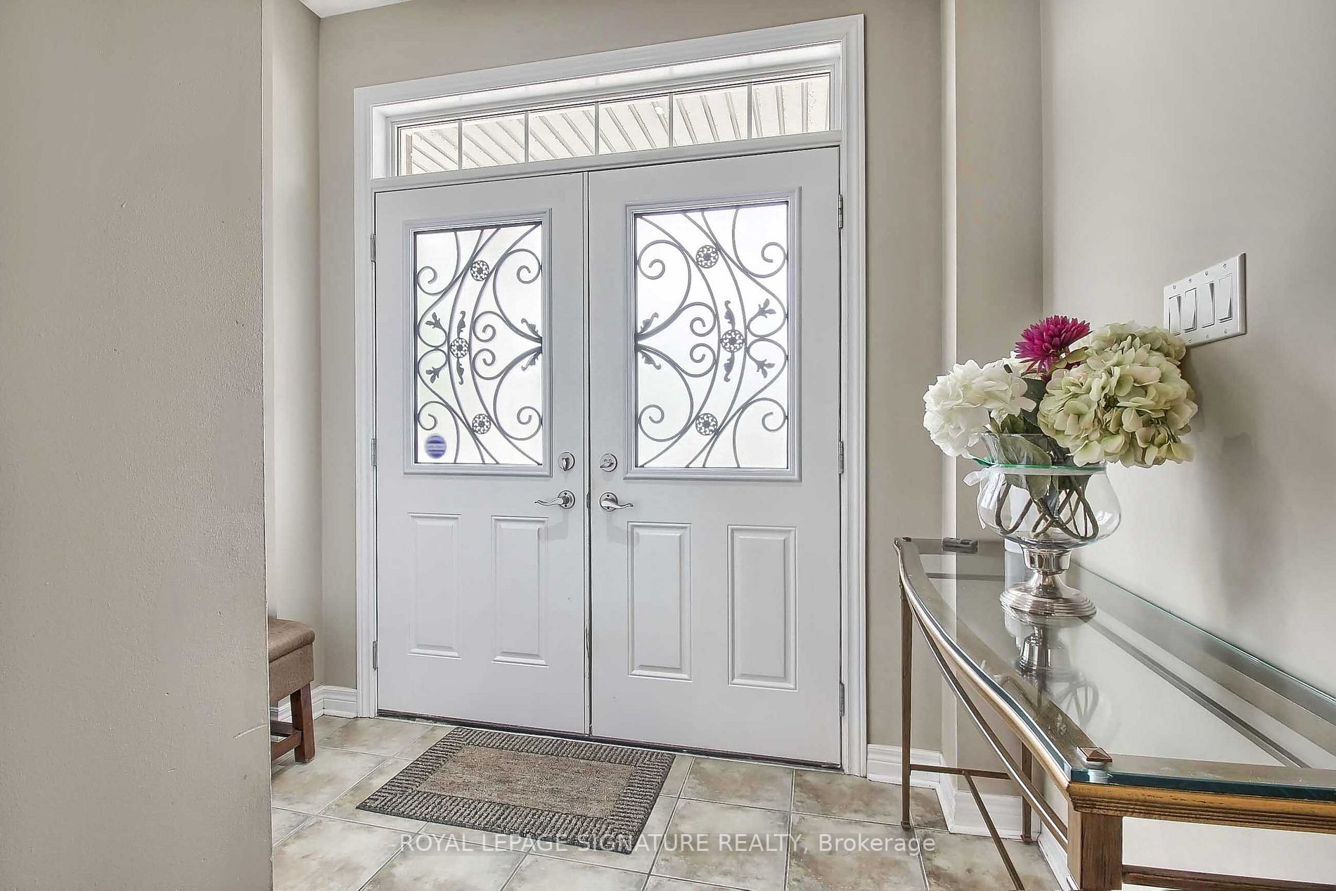 2421 Grand Oak Tr