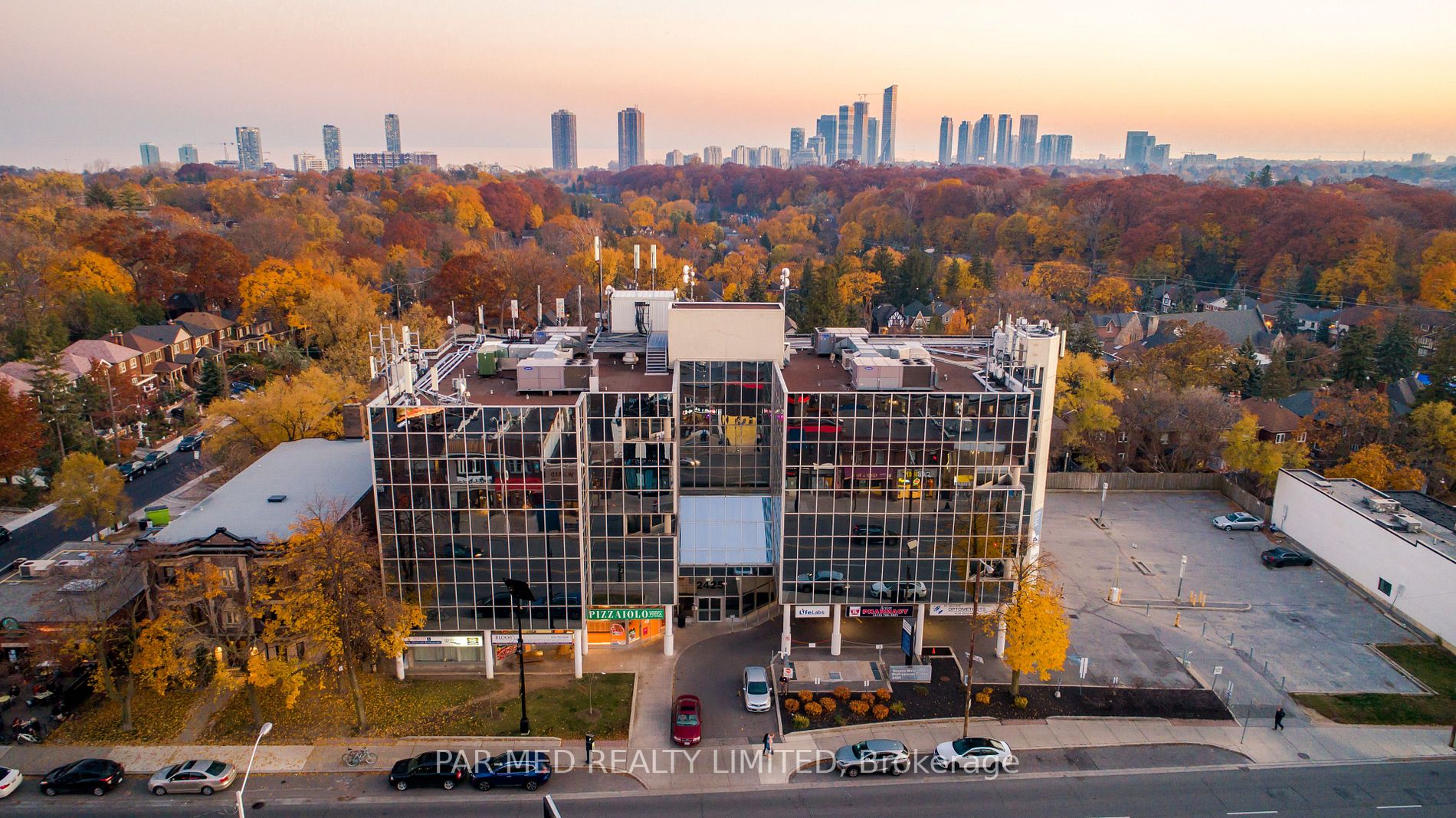 2425 Bloor St W, #210