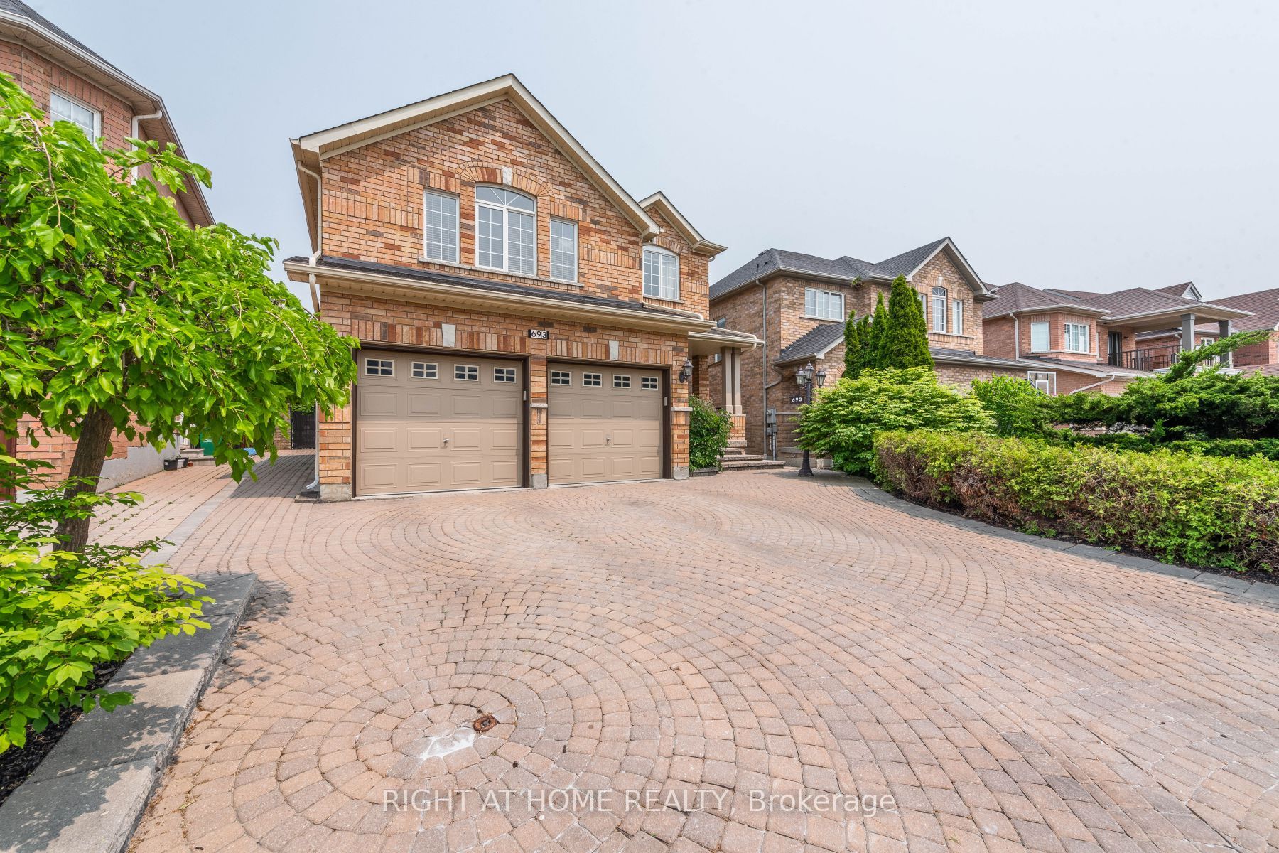 693 Gypsy Fly Cres
