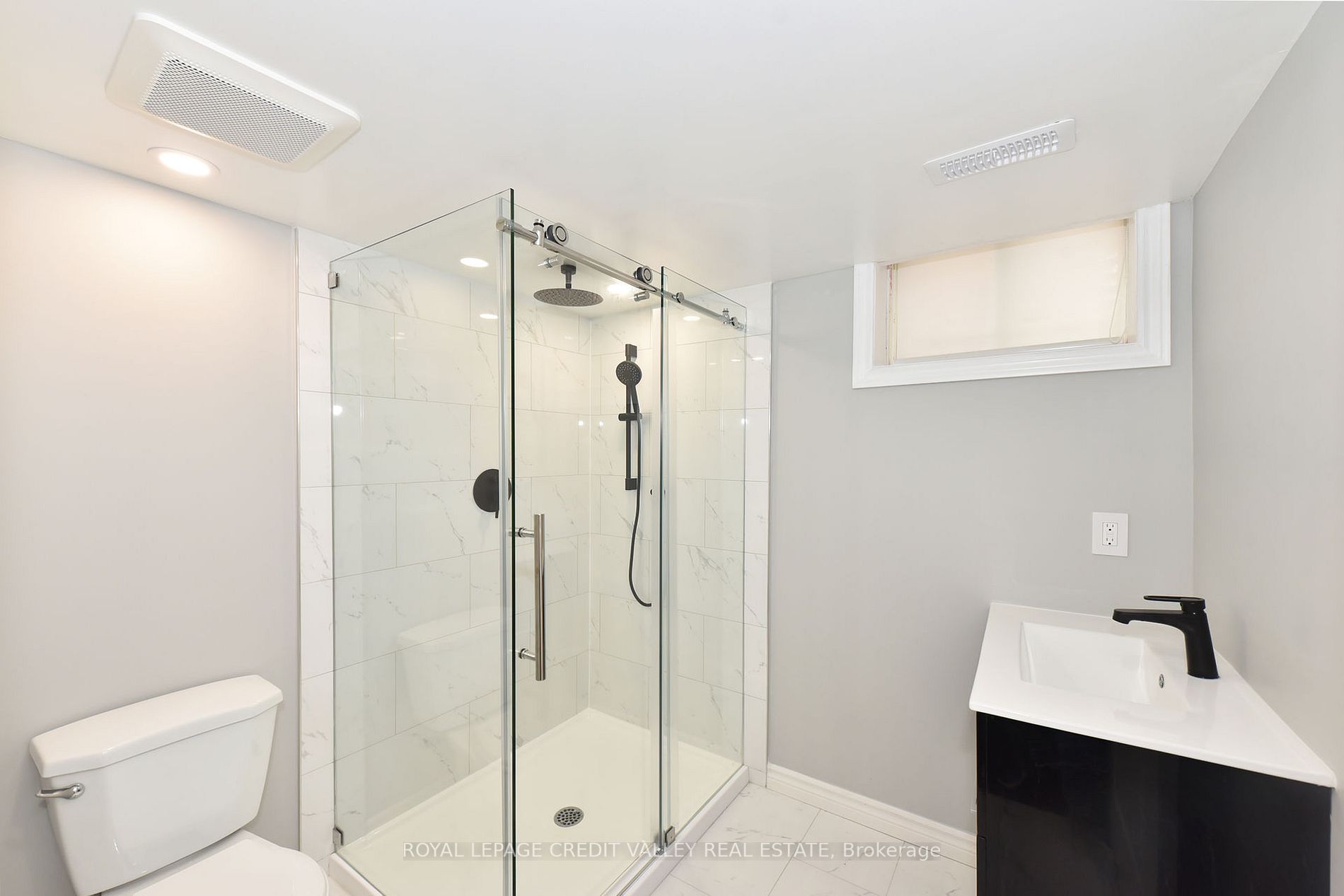 63 Pennycross Cres