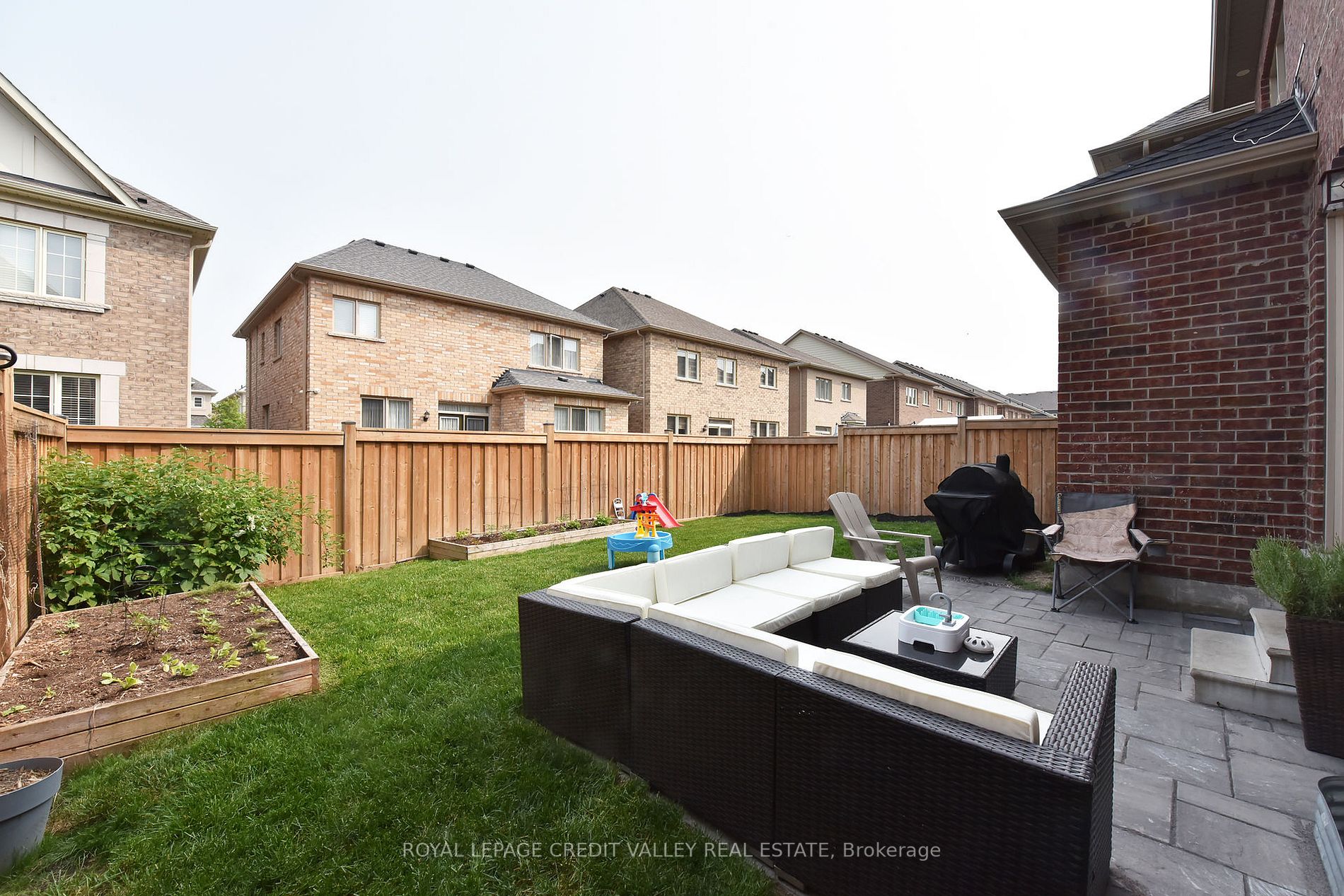 63 Pennycross Cres