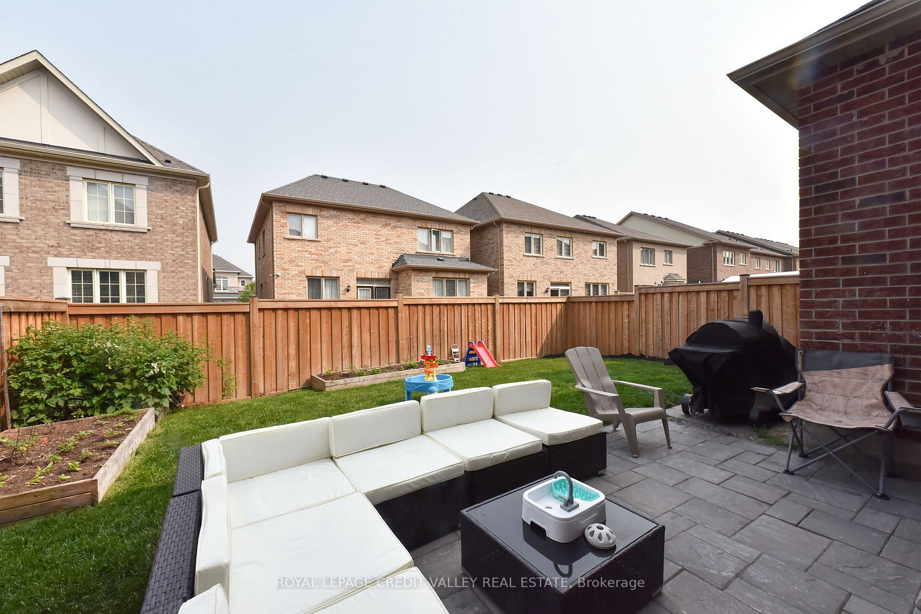63 Pennycross Cres