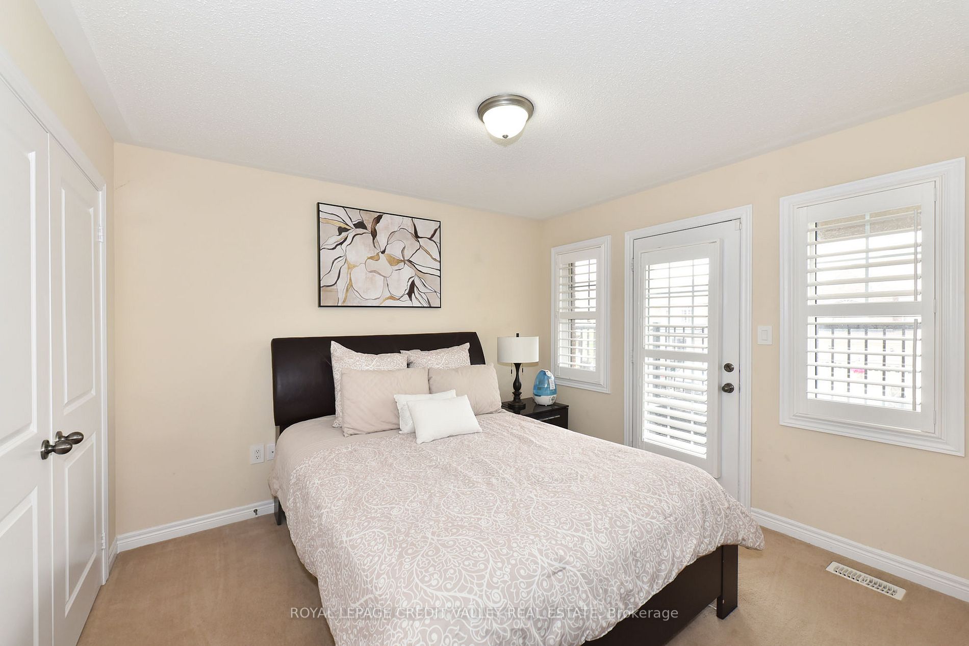 63 Pennycross Cres