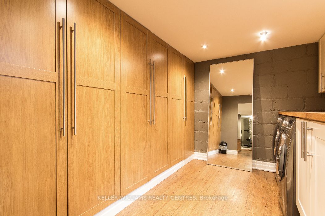 41 Sunnylea Ave W