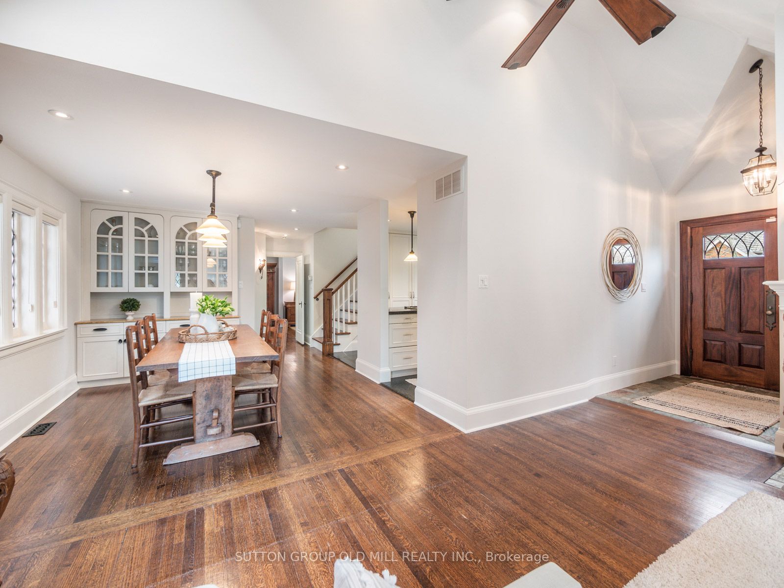 231 Grenview Blvd S