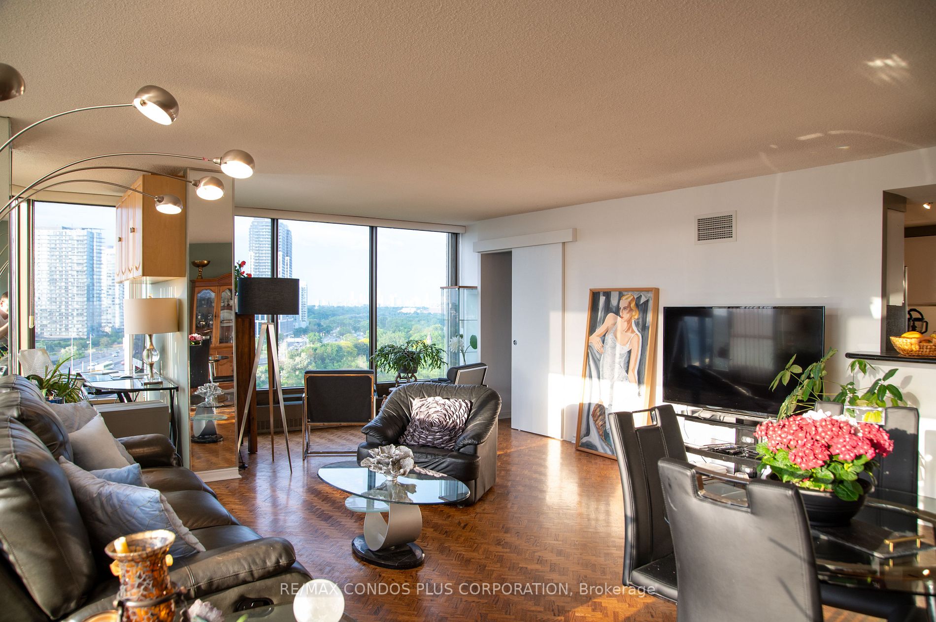 2045 Lake Shore Blvd W, #1012