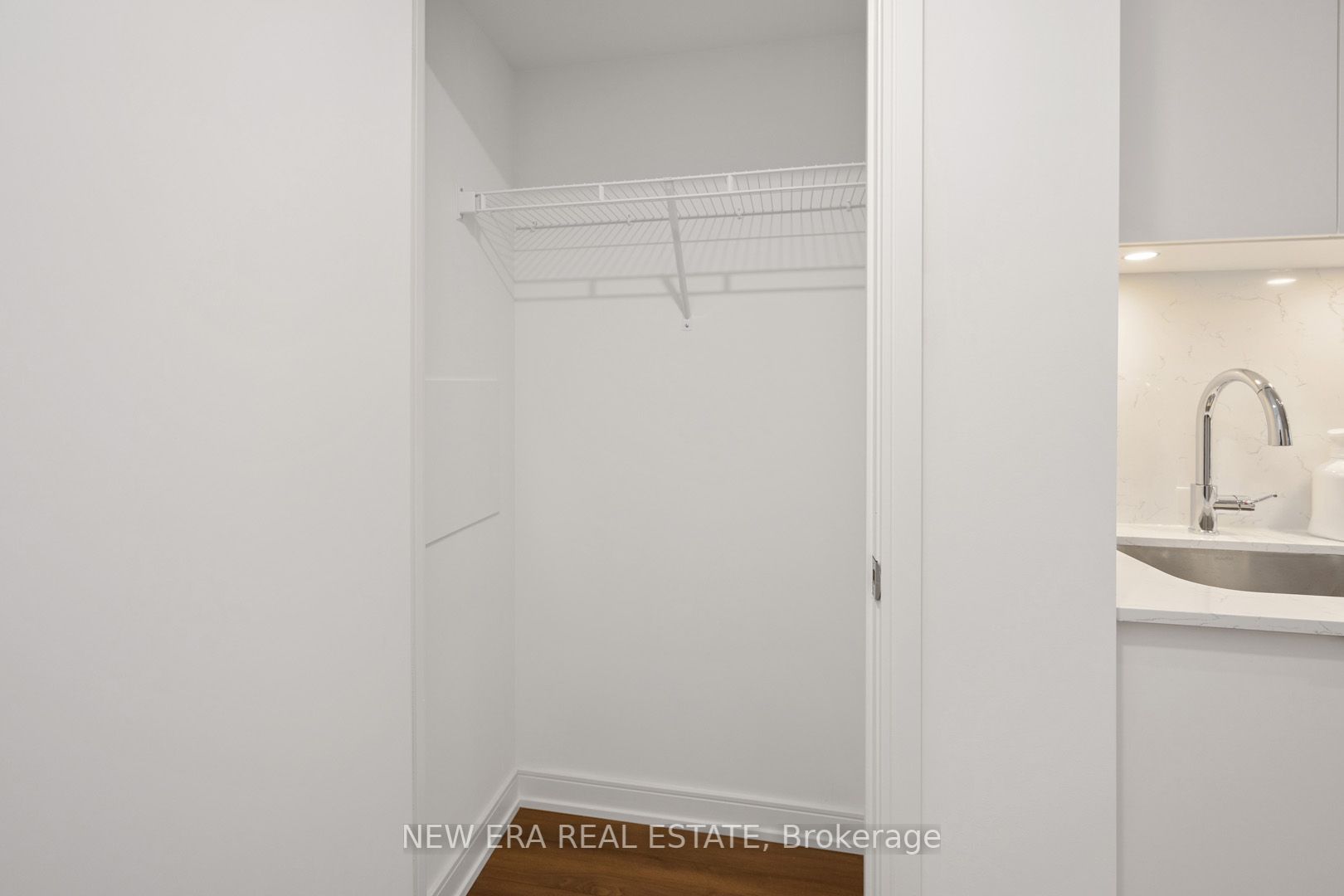 30 Samuel Wood Way, #1907