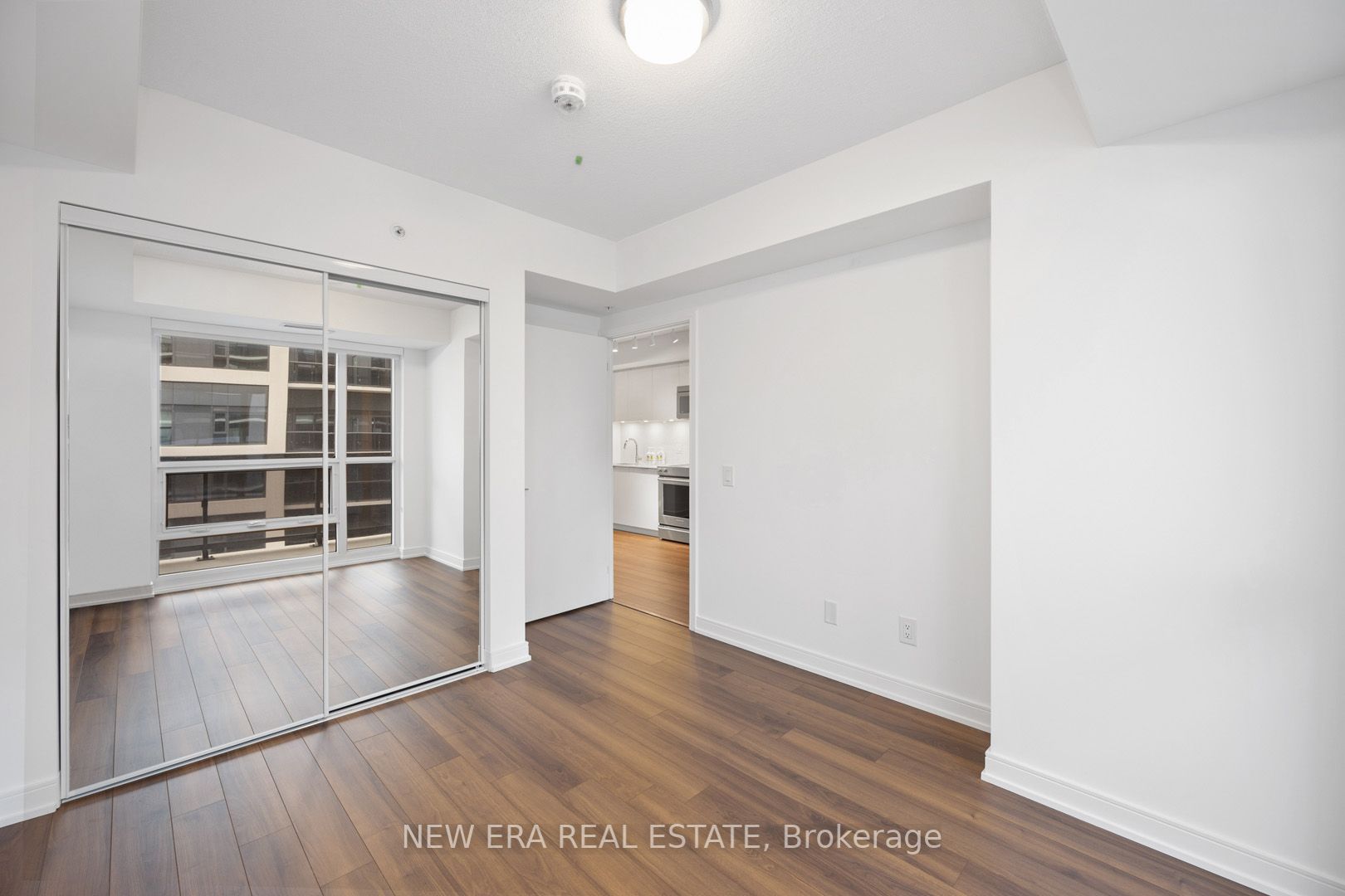 30 Samuel Wood Way, #1907