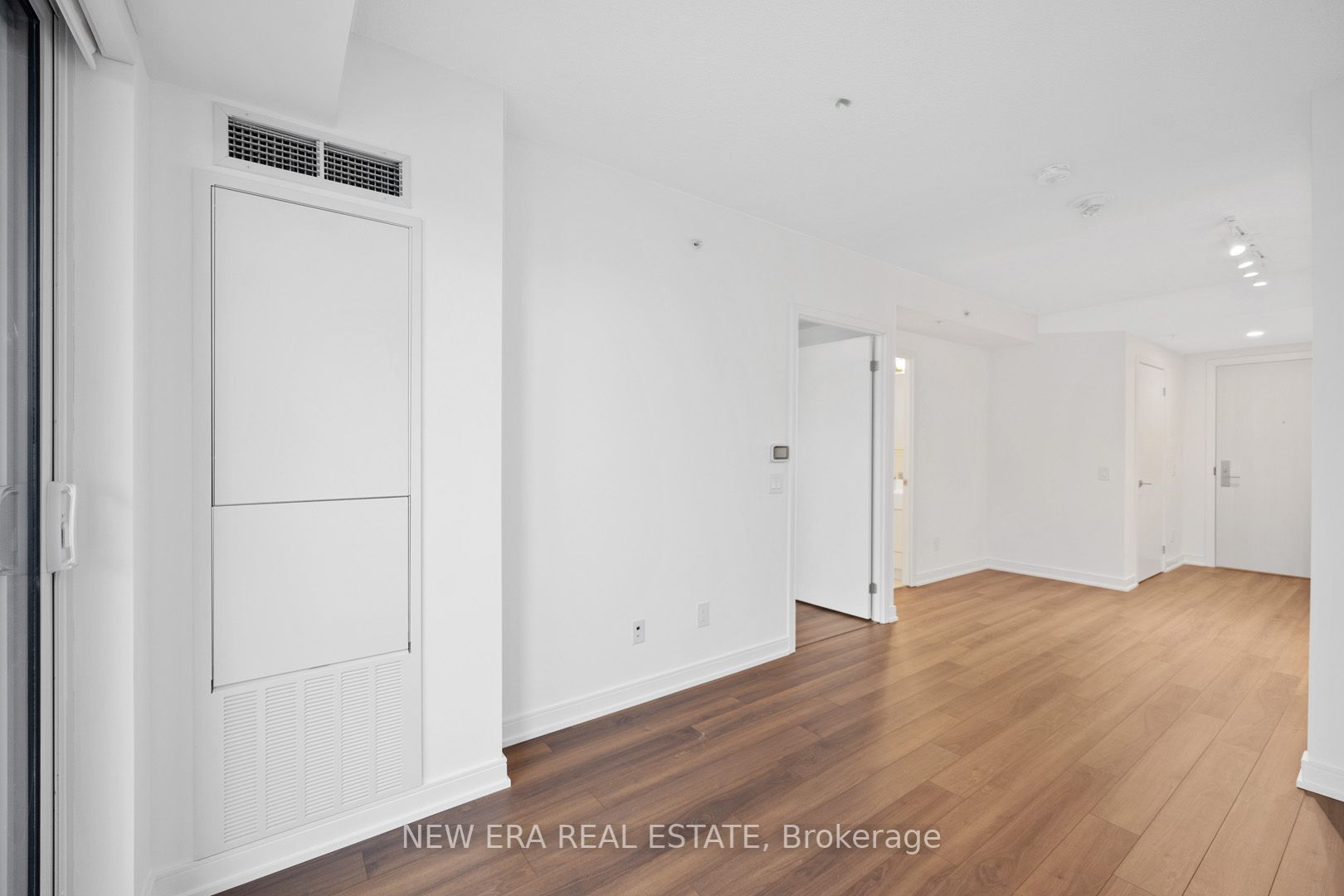 30 Samuel Wood Way, #1907