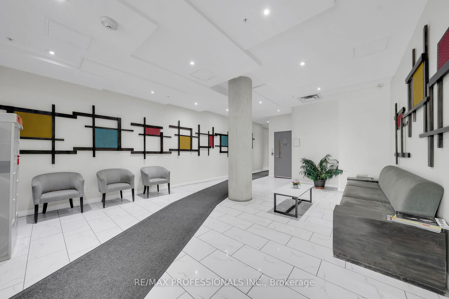 760 The Queensway, #504